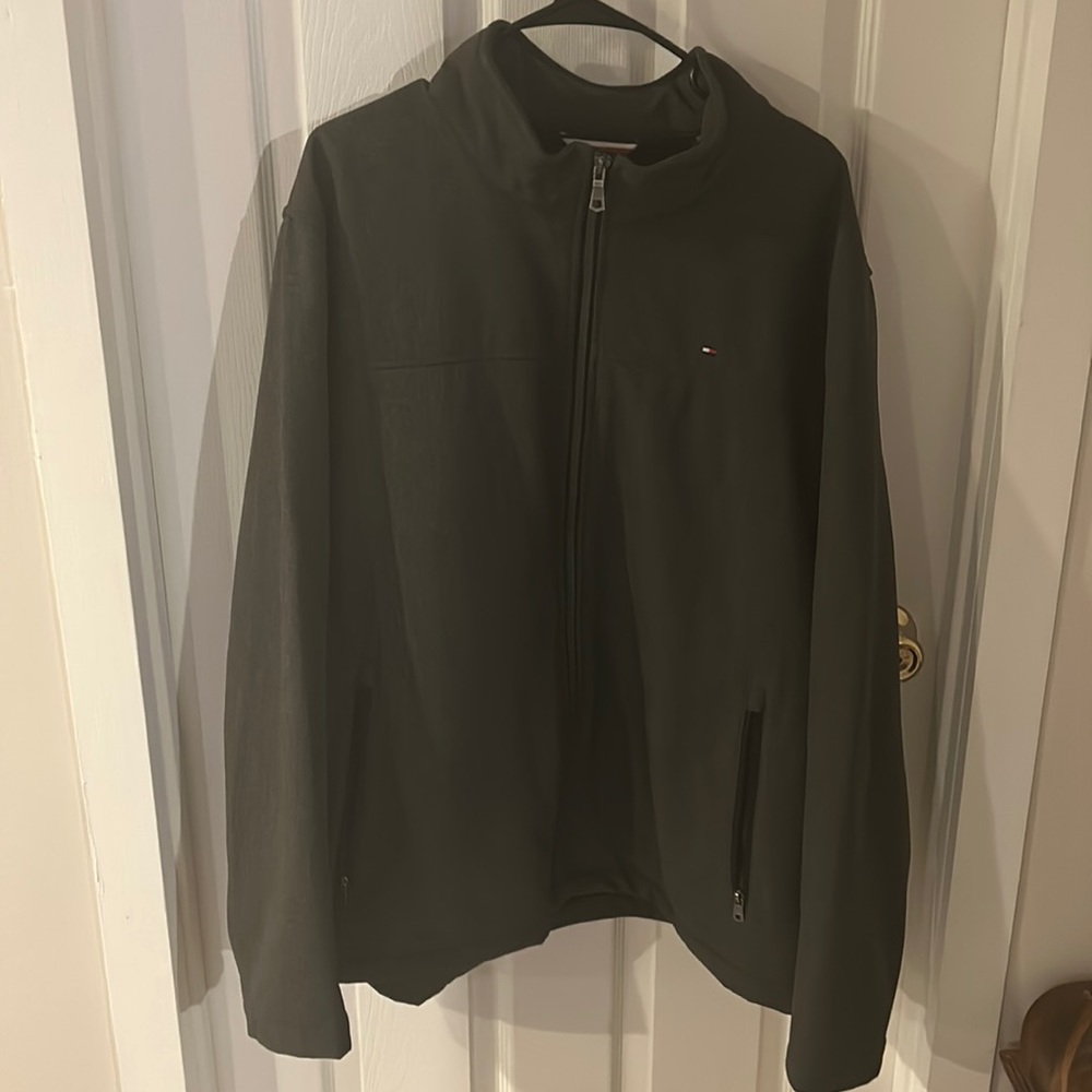 Men’s Tommy Hilfiger jacket. Size XXL.